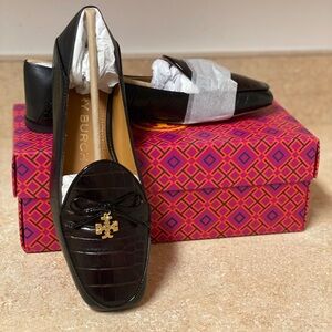 *SOLD!*New in box! Tory Burch Charm Loafer Matte Croco Emboss Black size 6.5 US